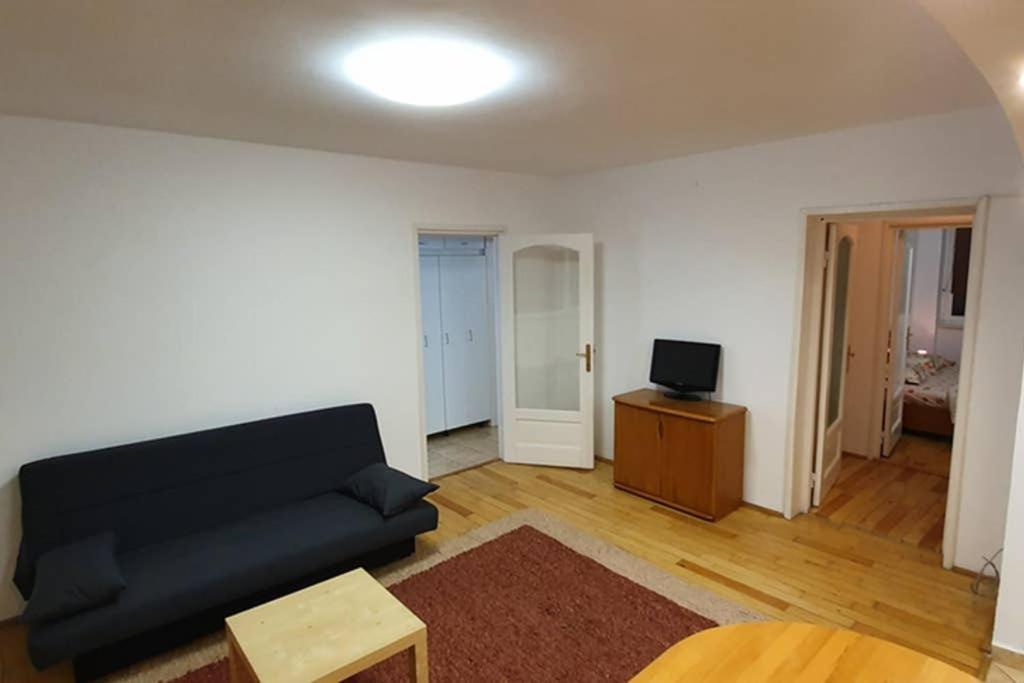 Titian'S Cozy Apartment 시비우 외부 사진